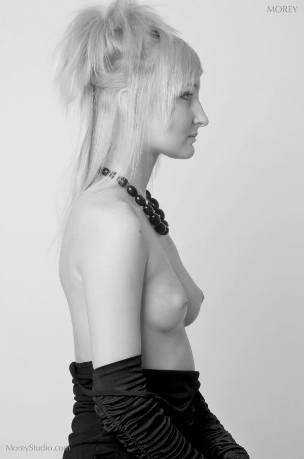 Semi-nude model in black necklace, Diamond, Prague, b&w photo by Craig Morey ©2007