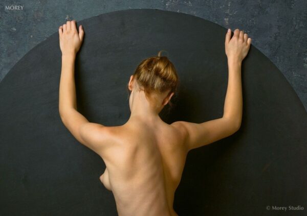 Nude model Yelena, color photo by Craig Morey ©2005