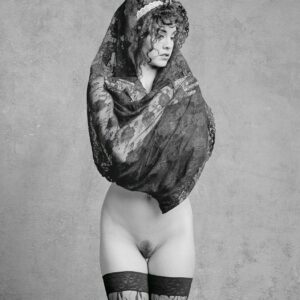 Nude model Leanan b&w photo by Craig Morey