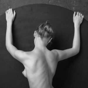 Nude model b&w photo, Yelena, by Craig Morey ©2005